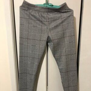 Joe Fresh Ladies Plaid Pants Size Small NEW WITHOUT TAGS